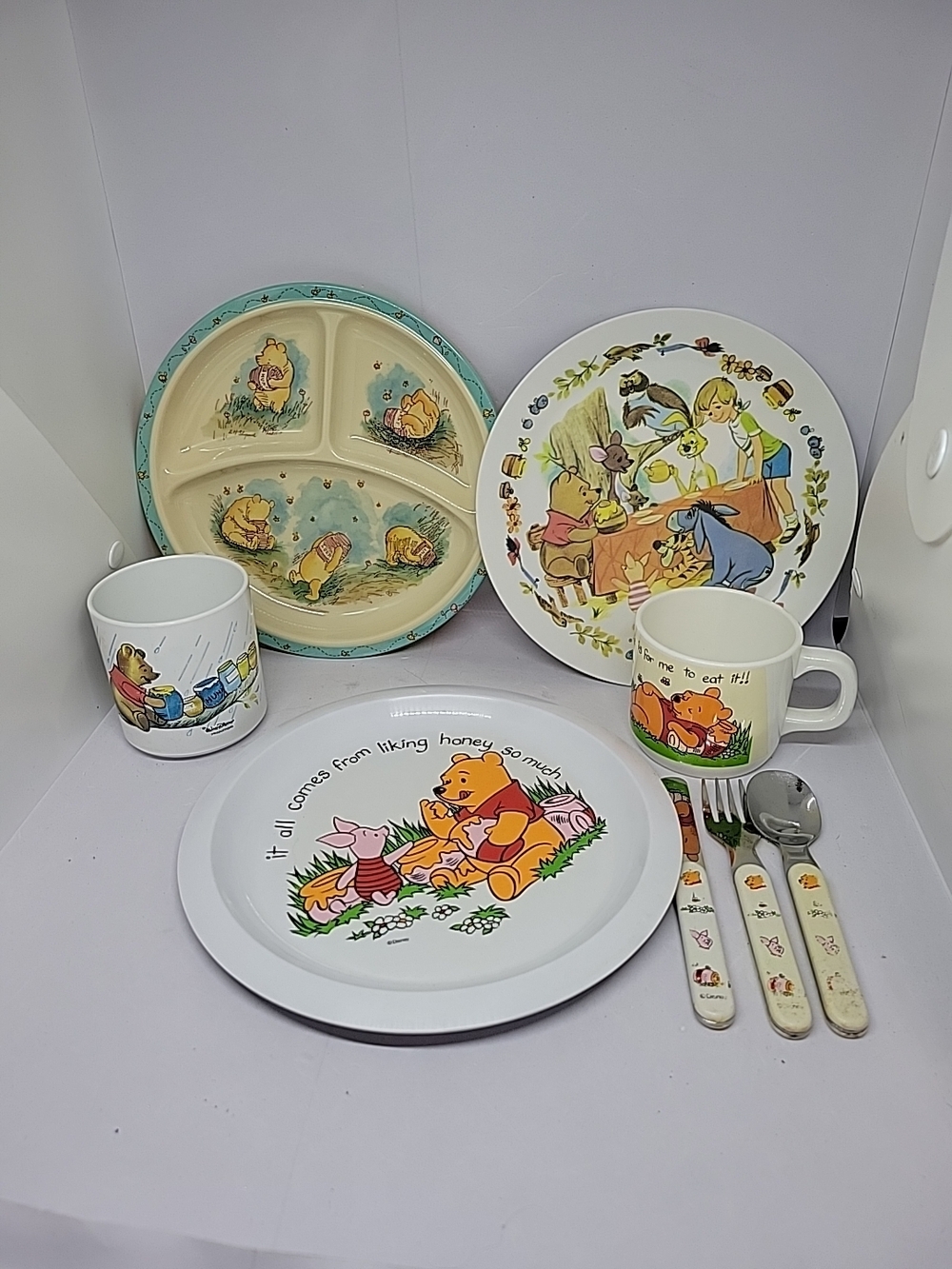 Selandia Kids Winnie-the-Pooh Pastel Dinnerware Set - Cream, Light Blue, Yellow